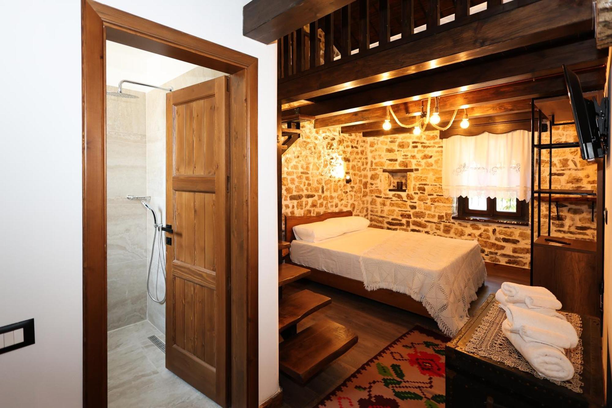 Ador Boutique Hotel Berat Kültér fotó