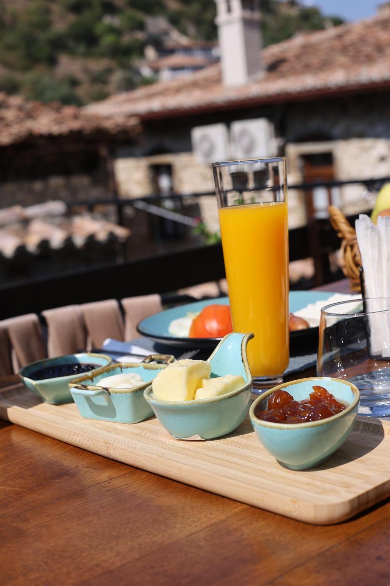 Ador Boutique Hotel Berat Kültér fotó
