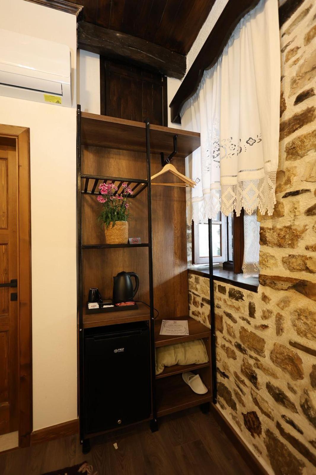 Ador Boutique Hotel Berat Kültér fotó